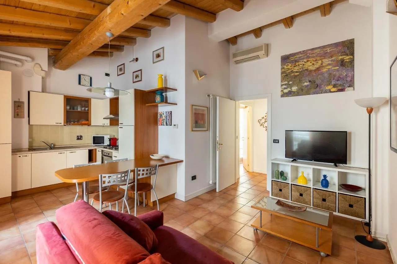 Casa Con Vista Sul Canale By Wonderful Italy Bologna Apartman